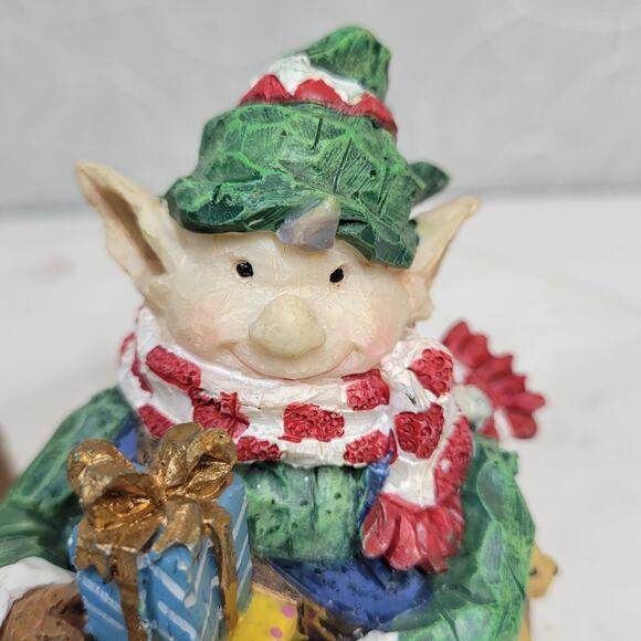 VINTAGE Sitting Gingerbread Man and Elf Dangle Leg Hanging Shelf Decorations - Picture 8 of 13